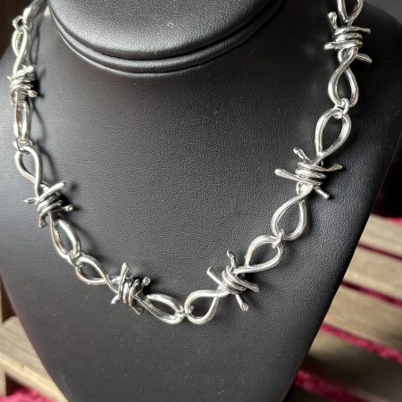 Barbed Wire Choker